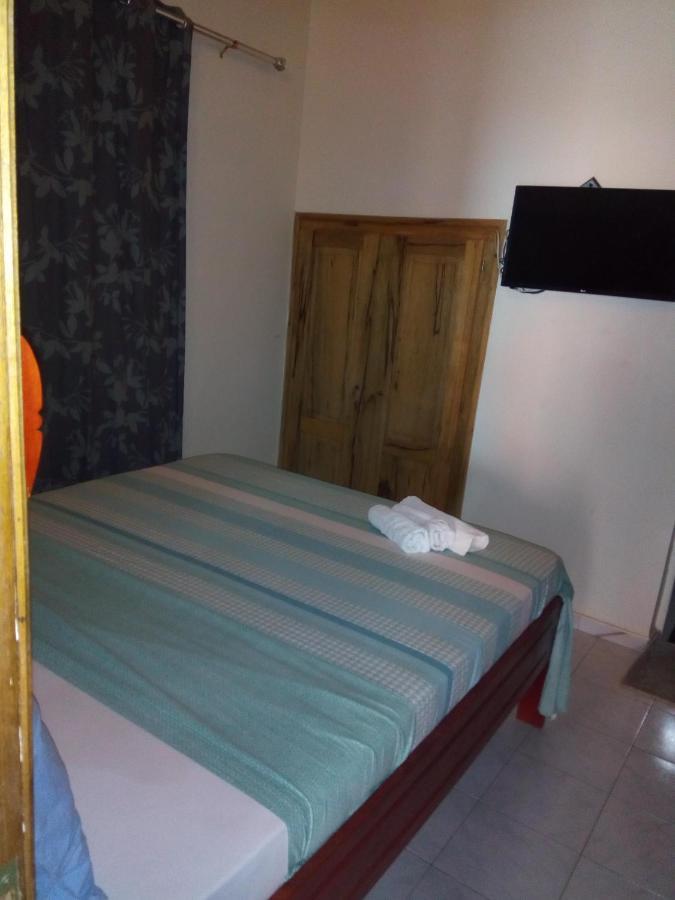 Bed and Breakfast Chez Coumba Et Daniel Saly Exterior foto