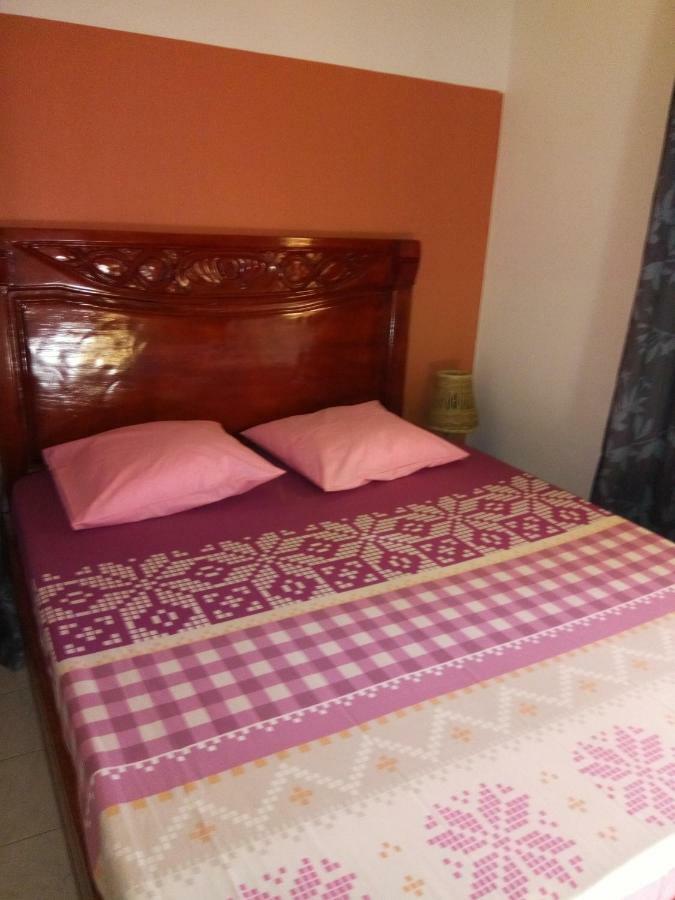 Bed and Breakfast Chez Coumba Et Daniel Saly Exterior foto