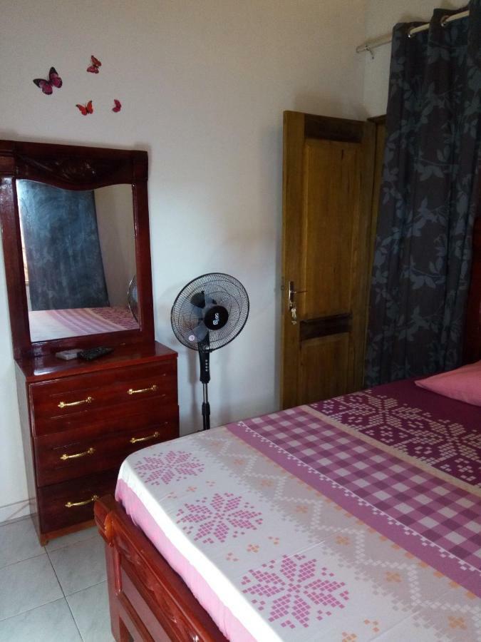 Bed and Breakfast Chez Coumba Et Daniel Saly Exterior foto